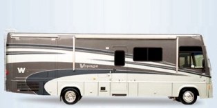 2008 Winnebago Voyage 35L