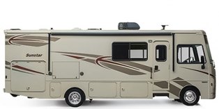 2017 Winnebago Sunstar 27PE