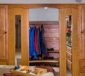 Every Dutchman Grand Junction to Offer Cedar Suite Walk-in Closet
