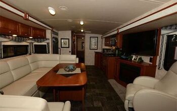 Winnebago Introduces InTable In New Sightseer at Tampa SuperShow