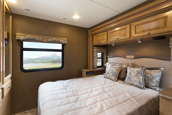 thor offers new features for 2016 motorhomes