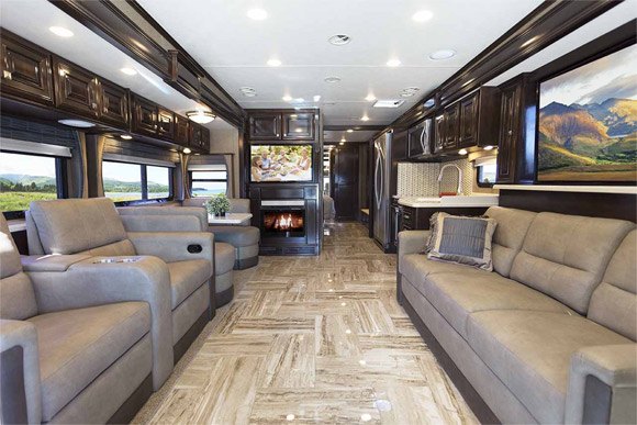 thor to unveil new floorplan for venetian motorhome at rvia trade show