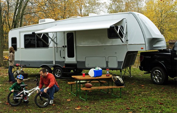five of the best fifth wheel rvs for 2018