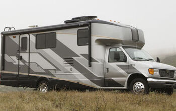 March Sees Record RV Shipments