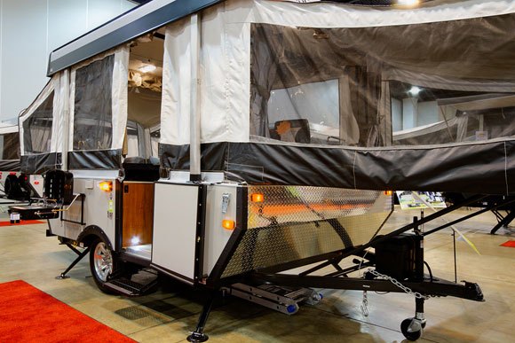 five tips for going to an rv show, urbanlight Bigstock com