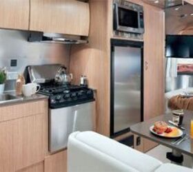 2019 airstream flying cloud overview
