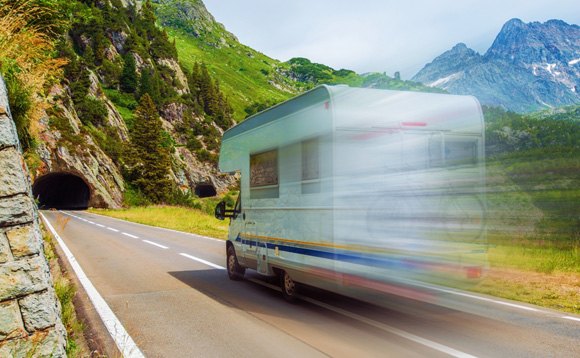 five reasons to rent an rv this summer, Photo by By welcomia Shutterstock com