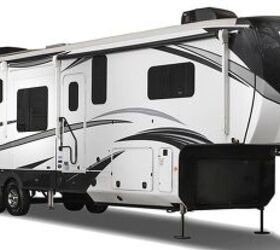 2023 Jayco North Point 380RKGS