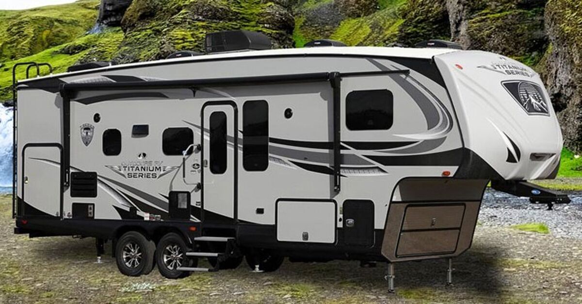 Weekender Rv 2023 2023 Outdoors RV Titanium Series (Glacier Peak Class) F28RKS | RV Guide