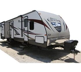 2014 CrossRoads Hill Country HCT32FR