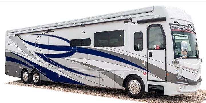 2021 Fleetwood Discovery LXE 44S
