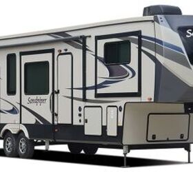 2022 Forest River Sandpiper Luxury 321RL