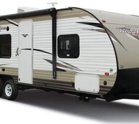 2019 Forest River Wildwood X-Lite West 254RLXL