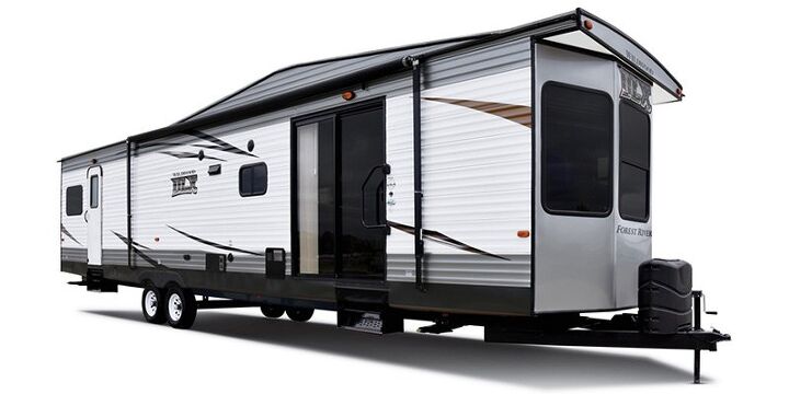 2017 Forest River Wildwood DLX 426 2B
