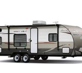 2013 Forest River Grey Wolf 27BHKS