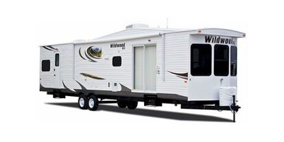 2013 Forest River Wildwood DLX 4002Q