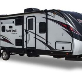 2018 Heartland North Trail NT KING 32RETS | RV Guide