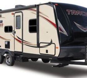 2016 Prime Time Manufacturing Tracer Executive 230 FBS